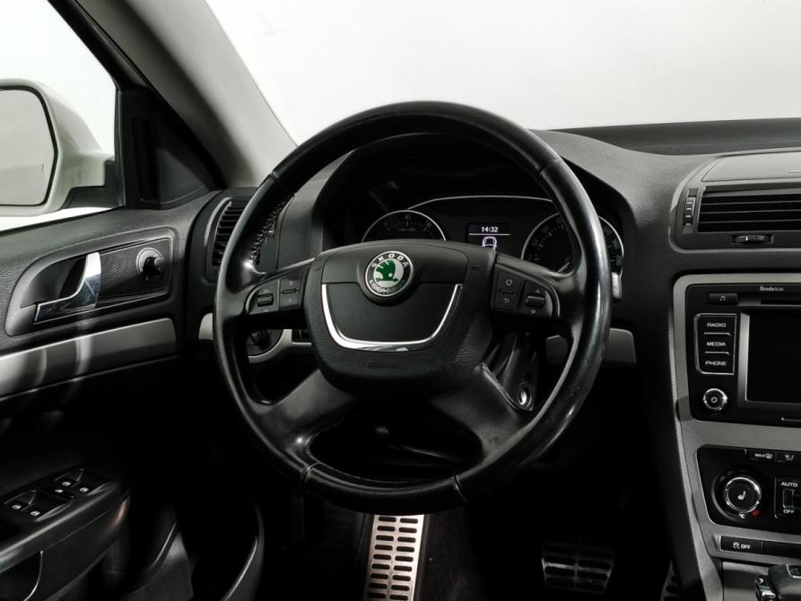 Skoda Octavia II (A5) Рестайлинг Санкт-Петербург  - изображение 15