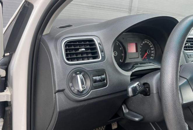 Volkswagen Polo V с пробегом 2011 года, цена 790 000 рублей, 240764 км, седан, Автокод Объявления