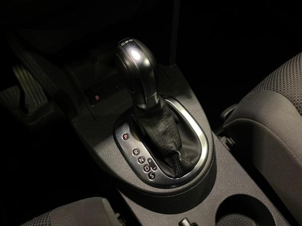 Volkswagen Touran I Рестайлинг 2 с пробегом 2010 года, цена 890 000 рублей, 172704 км, компактвэн, Автокод Объявления