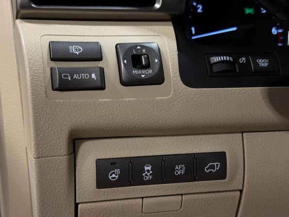 Lexus LX III Рестайлинг с пробегом 2014 года, цена 4 190 000 рублей, 299000 км, внедорожник, Автокод Объявления
