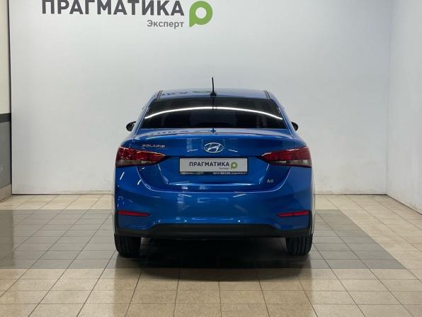 Hyundai Solaris II с пробегом 2018 года, цена 1 328 000 рублей, 92300 км, седан, Автокод Объявления