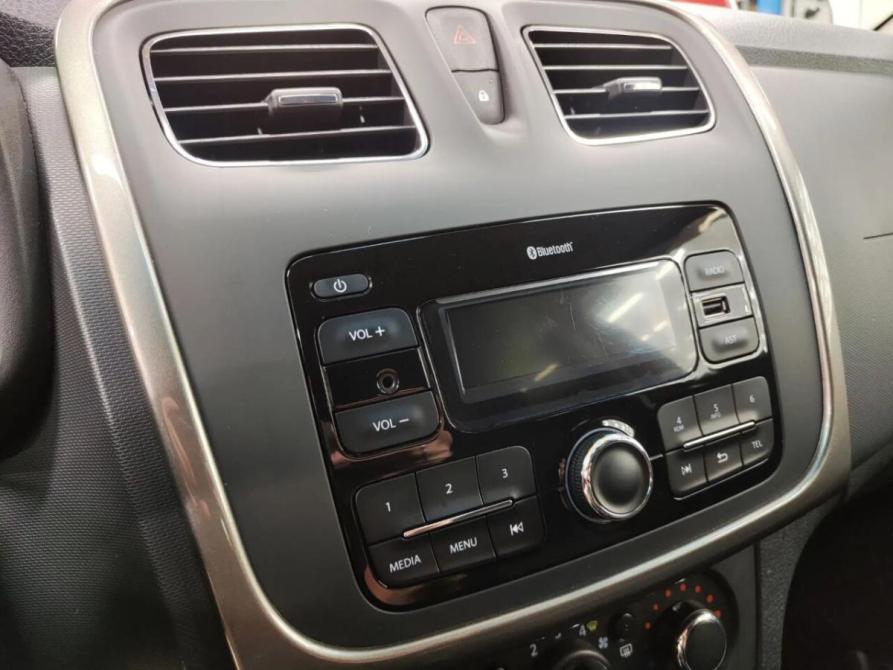 Renault Sandero II Рестайлинг Альметьевск  - изображение 12