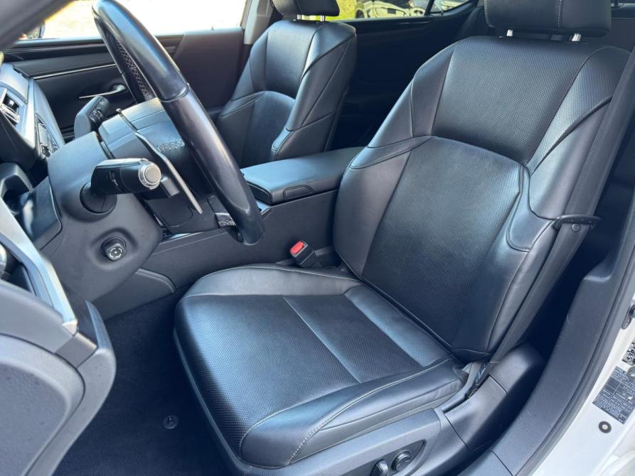 Lexus ES VII Иркутск  - изображение 24