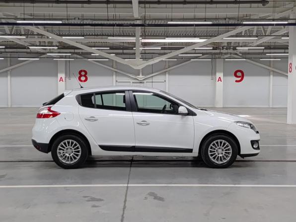 Renault Megane III Рестайлинг с пробегом 2013 года, цена 785 000 рублей, 120110 км, хэтчбек, Автокод Объявления