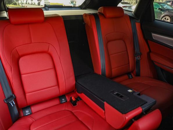Jaguar F-Pace I Рестайлинг с пробегом 2021 года, цена 5 530 000 рублей, 25911 км, внедорожник, Автокод Объявления
