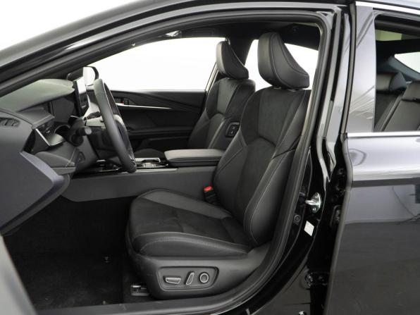 Toyota Camry IX (XV80) China Market с пробегом 2025 года, цена 4 598 888 рублей, 24 км, седан, Автокод Объявления