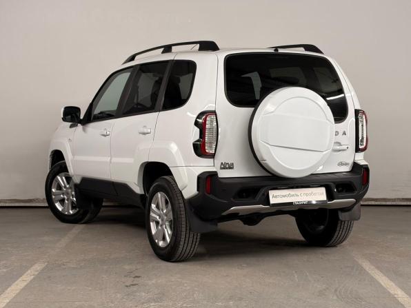 Lada (ВАЗ) Niva Travel I с пробегом 2023 года, цена 1 330 000 рублей, 438 км, внедорожник, Автокод Объявления