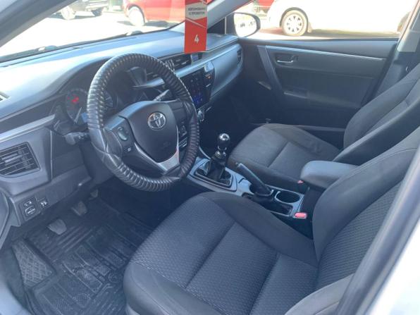 Toyota Corolla XI (E160 E170 E180) с пробегом 2015 года, цена 1 315 000 рублей, 201498 км, седан, Автокод Объявления