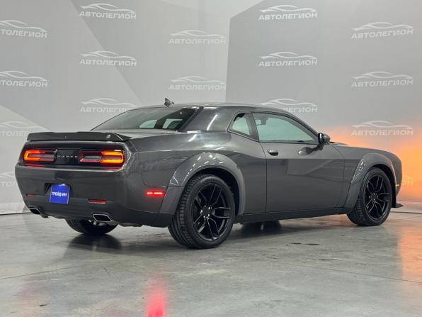 Dodge Challenger III Рестайлинг 2 с пробегом 2018 года, цена 4 000 000 рублей, 133278 км, купе, Автокод Объявления