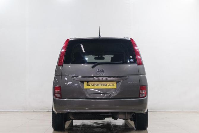 Toyota ISis I Рестайлинг с пробегом 2008 года, цена 1 169 000 рублей, 152000 км, компактвэн, Автокод Объявления