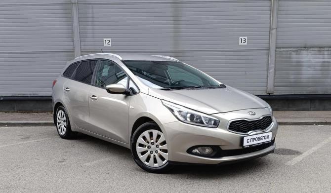 Kia Ceed II с пробегом 2015 года, цена 1 059 000 рублей, 119673 км, универсал, Автокод Объявления