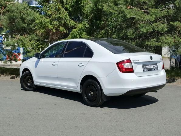 Skoda Rapid I Рестайлинг с пробегом 2018 года, цена 1 350 000 рублей, 76020 км, лифтбек, Автокод Объявления
