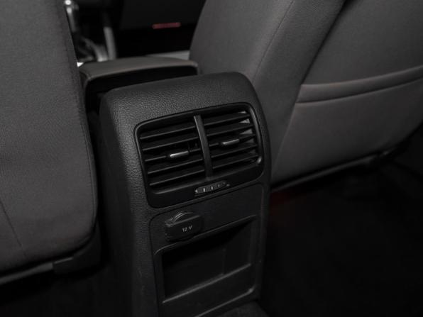 Volkswagen Jetta VI с пробегом 2012 года, цена 975 000 рублей, 171742 км, седан, Автокод Объявления