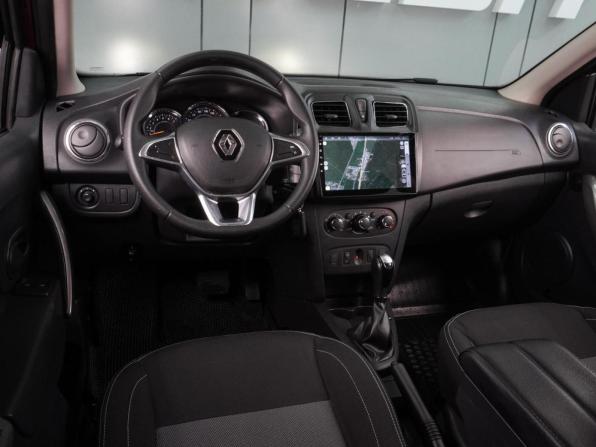 Renault Sandero II Рестайлинг с пробегом 2021 года, цена 1 349 000 рублей, 65226 км, хэтчбек, Автокод Объявления