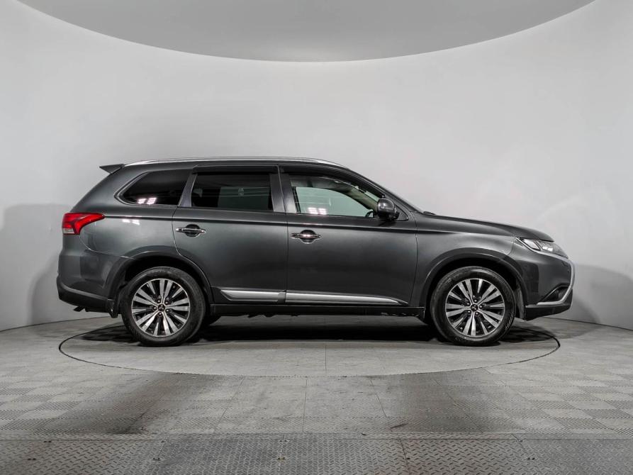 Mitsubishi Outlander III Рестайлинг 3 Санкт-Петербург  - изображение 4