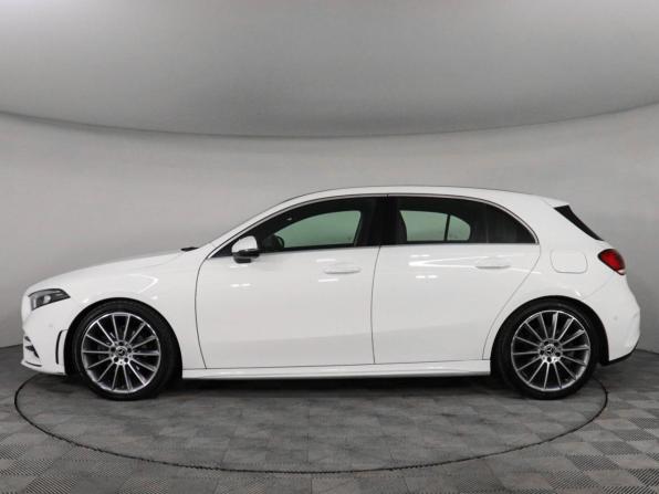Mercedes-Benz A-Класс IV (W177) с пробегом 2019 года, цена 2 477 000 рублей, 99976 км, хэтчбек, Автокод Объявления