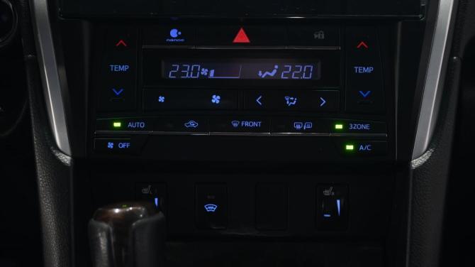 Toyota Camry VII (XV50) Рестайлинг с пробегом 2016 года, цена 1 895 000 рублей, 240130 км, седан, Автокод Объявления