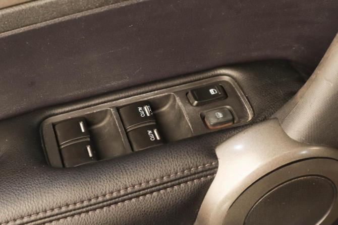 Honda CR-V III Рестайлинг с пробегом 2012 года, цена 1 849 000 рублей, 247500 км, внедорожник, Автокод Объявления