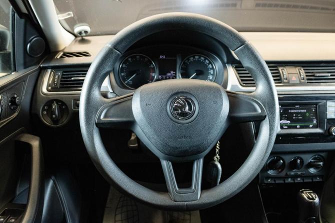 Skoda Rapid I с пробегом 2016 года, цена 1 149 000 рублей, 138875 км, лифтбек, Автокод Объявления