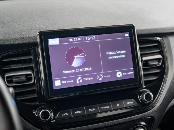 Hyundai Solaris II Рестайлинг с пробегом 2022 года, цена 1 590 000 рублей, 61323 км, седан, Автокод Объявления