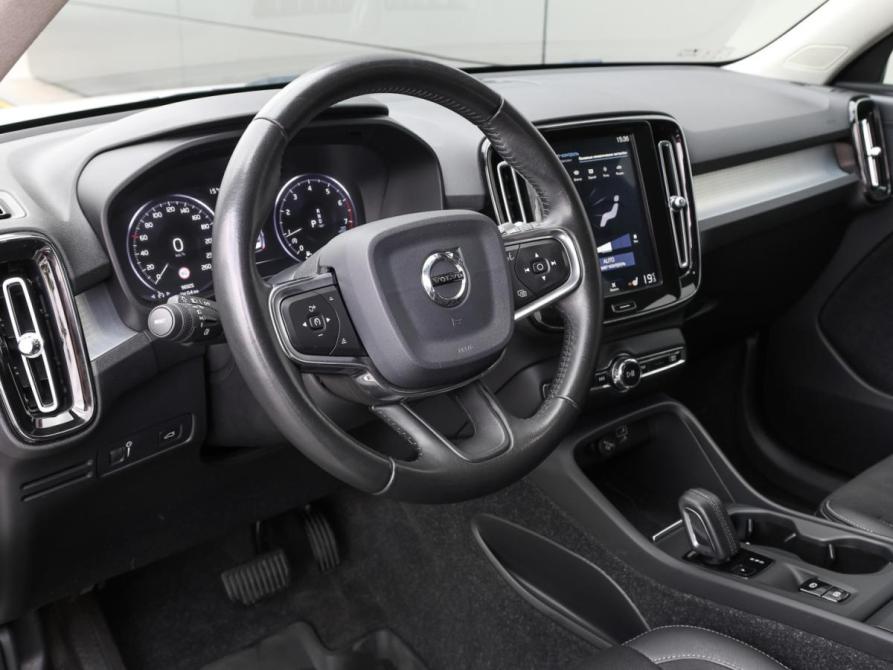 Volvo XC40 I Москва  - изображение 15
