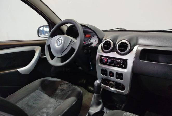 Renault Sandero I с пробегом 2011 года, цена 653 000 рублей, 83168 км, хэтчбек, Автокод Объявления