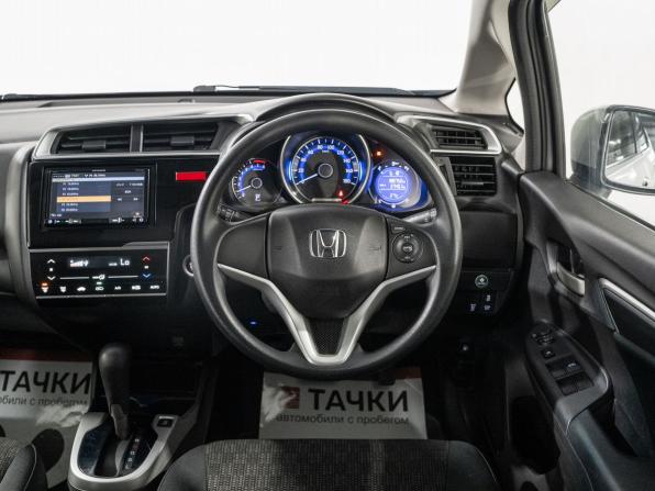 Honda Fit III с пробегом 2016 года, цена 849 500 рублей, 188752 км, хэтчбек, Автокод Объявления