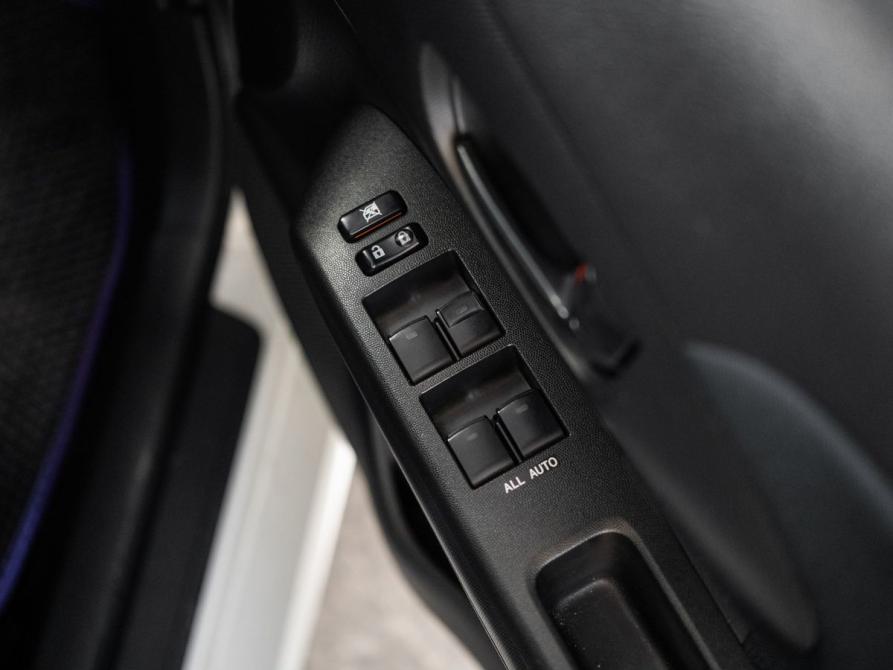 Toyota Wish II Рестайлинг Иркутск  - изображение 17