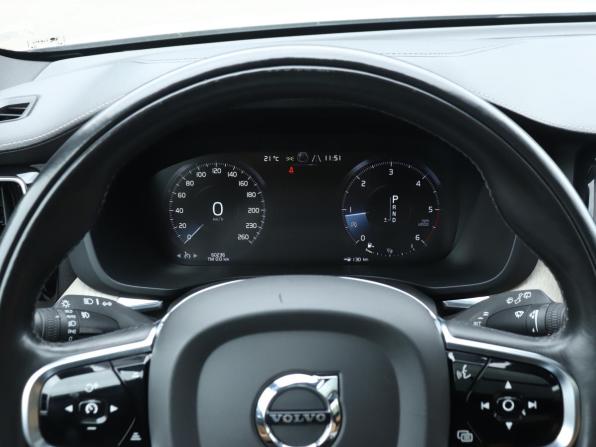 Volvo XC60 II с пробегом 2020 года, цена 4 160 000 рублей, 60236 км, внедорожник, Автокод Объявления