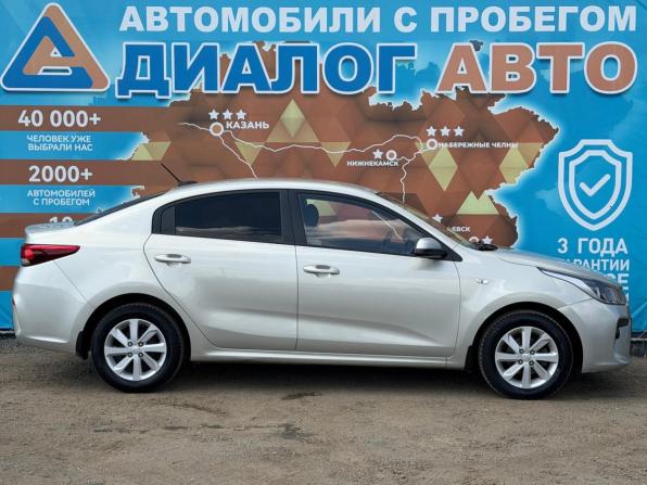 Kia Rio IV с пробегом 2018 года, цена 1 400 000 рублей, 87500 км, седан, Автокод Объявления