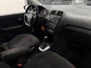 Volkswagen Polo V Рестайлинг Казань  - изображение 24