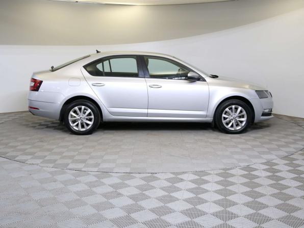 Skoda Octavia III (A7) Рестайлинг с пробегом 2017 года, цена 1 490 000 рублей, 187496 км, лифтбек, Автокод Объявления