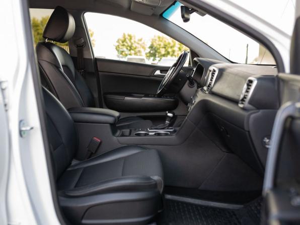 Kia Sportage IV с пробегом 2018 года, цена 2 100 000 рублей, 124612 км, внедорожник, Автокод Объявления