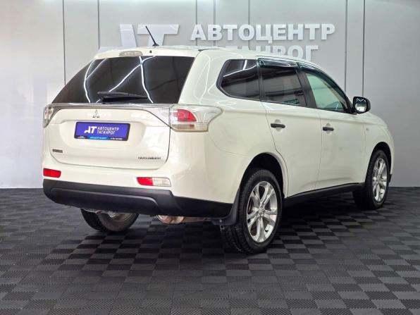 Mitsubishi Outlander III Рестайлинг с пробегом 2014 года, цена 1 549 000 рублей, 170000 км, внедорожник, Автокод Объявления