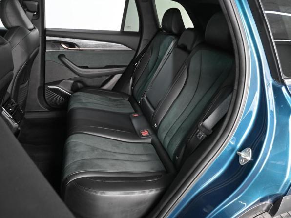 Geely Monjaro I с пробегом 2023 года, цена 3 175 000 рублей, 80234 км, внедорожник, Автокод Объявления