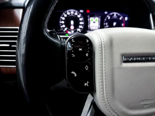Land Rover Range Rover IV Рестайлинг с пробегом 2018 года, цена 9 000 000 рублей, 96272 км, внедорожник, Автокод Объявления