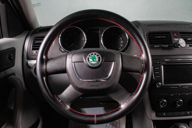 Skoda Yeti I с пробегом 2012 года, цена 759 000 рублей, 230267 км, внедорожник, Автокод Объявления