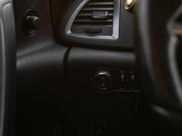 Opel Astra J Рестайлинг с пробегом 2013 года, цена 588 000 рублей, 236883 км, хэтчбек, Автокод Объявления