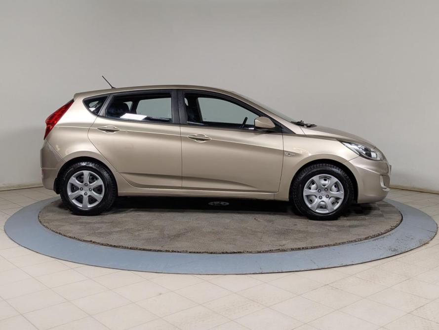 Hyundai Solaris I Екатеринбург  - изображение 9