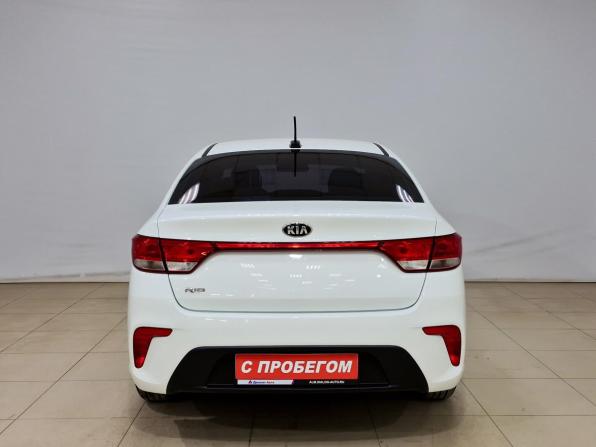 Kia Rio IV с пробегом 2018 года, цена 1 180 000 рублей, 107525 км, седан, Автокод Объявления