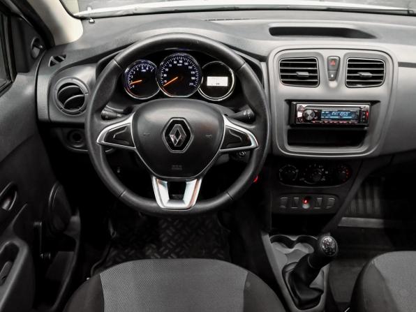 Renault Logan II Рестайлинг с пробегом 2021 года, цена 800 000 рублей, 94353 км, седан, Автокод Объявления