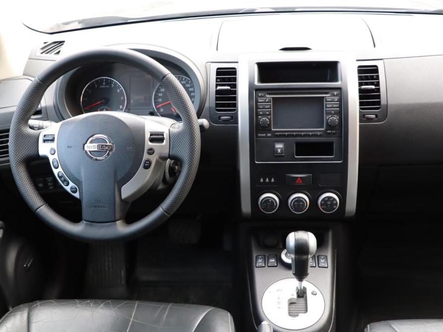 Nissan X-Trail II Рестайлинг Санкт-Петербург  - изображение 11