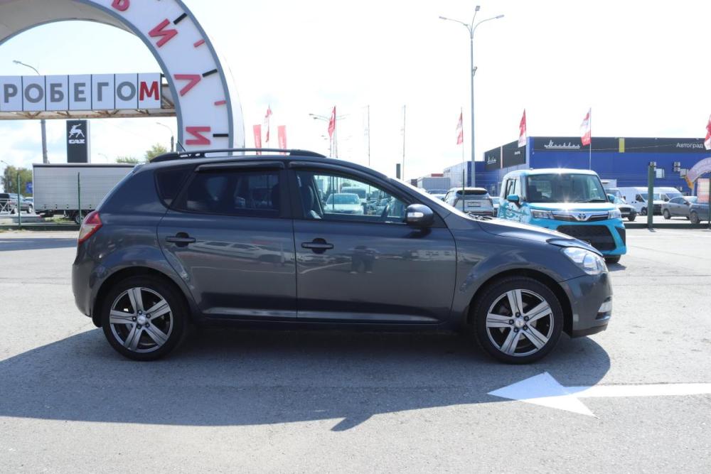 Kia Ceed I Рестайлинг Тюмень  - изображение 8