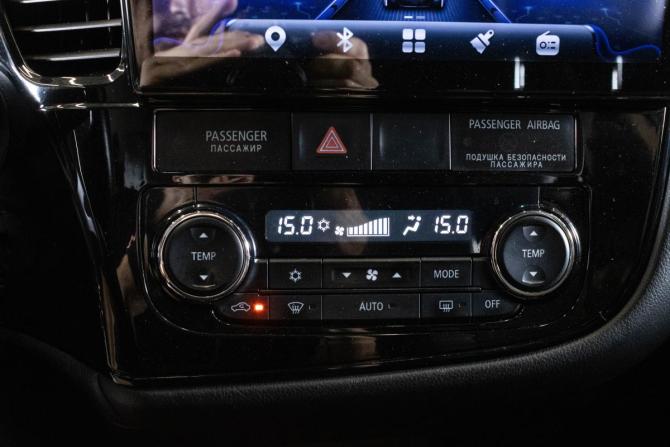 Mitsubishi Outlander III с пробегом 2013 года, цена 1 279 000 рублей, 186444 км, внедорожник, Автокод Объявления