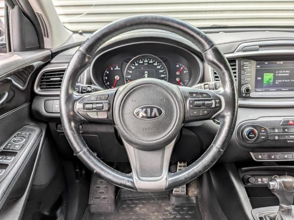 Kia Sorento III Prime с пробегом 2017 года, цена 2 250 000 рублей, 211921 км, внедорожник, Автокод Объявления