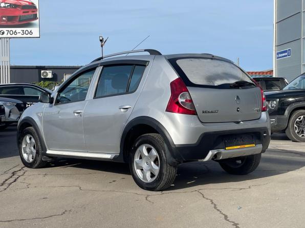 Renault Sandero I с пробегом 2014 года, цена 700 000 рублей, 160150 км, хэтчбек, Автокод Объявления