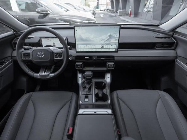 Toyota RAV4 VI (XA60) с пробегом 2026 года, цена 4 300 000 рублей, 10 км, внедорожник, Автокод Объявления
