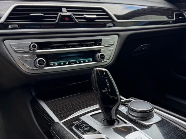 BMW 7 серии VI (G11/G12) с пробегом 2018 года, цена 5 238 500 рублей, 64327 км, седан, Автокод Объявления
