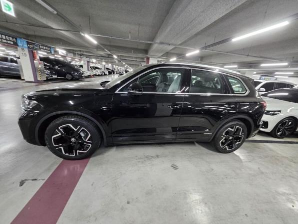 Новый Volkswagen Touareg III Рестайлинг 2025 года, цена 11 990 000 рублей, внедорожник, Автокод Объявления