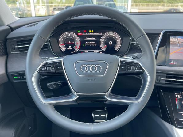 Audi Q6 с пробегом 2026 года, цена 6 990 000 рублей, 15 км, внедорожник, Автокод Объявления
